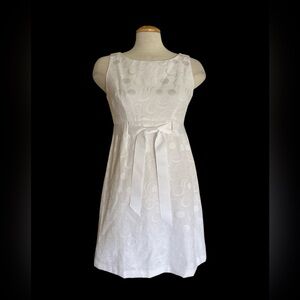 Jessica Howard White Textured Dress